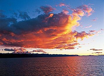 《刺客信条：幻景》豪华版附赠时之沙系列装备